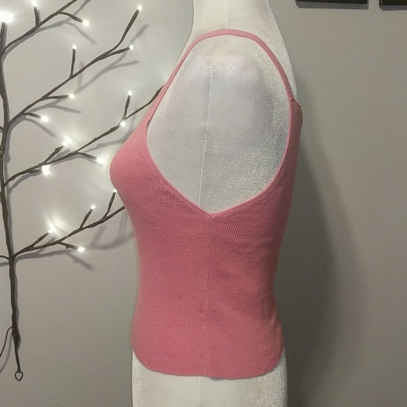 Pink Ribbed Tank Top - Picture 3 of 8